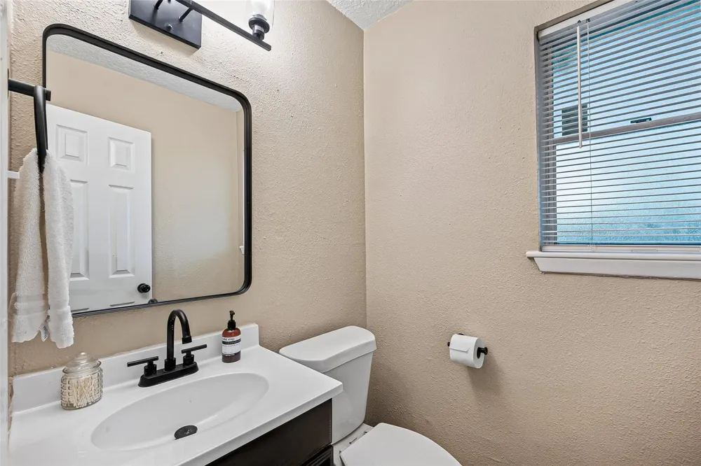 313 S Carroll Street La Porte, TX 77571