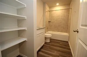 323 Pecos Drive Huntsville, TX 77340
