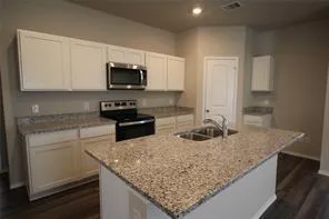 323 Pecos Drive Huntsville, TX 77340