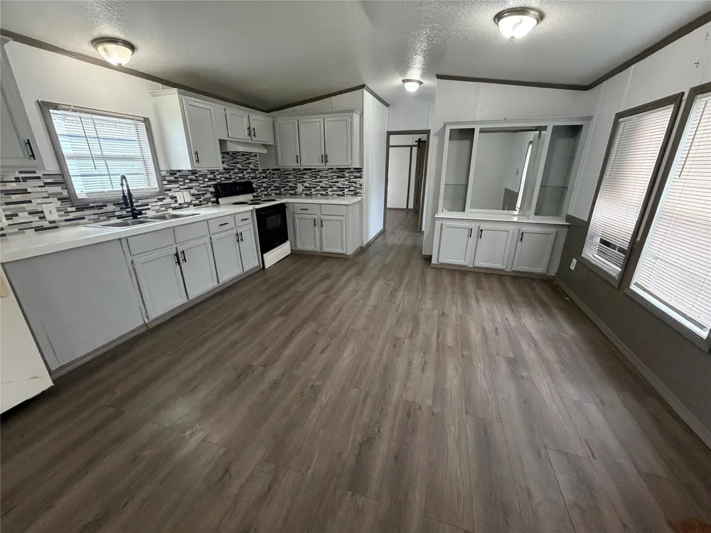 21430 Dunn Porter, TX 77357