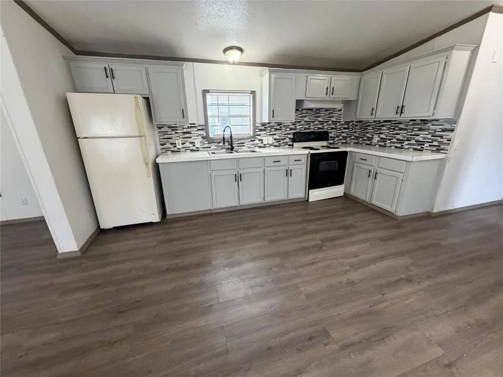 21430 Dunn Porter, TX 77357
