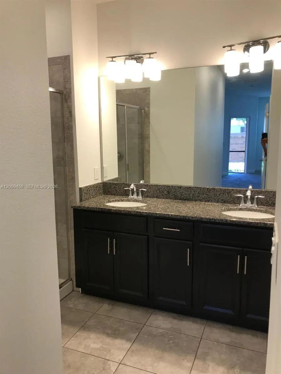3348 RODRICK CIR #. Orlando, FL 32824