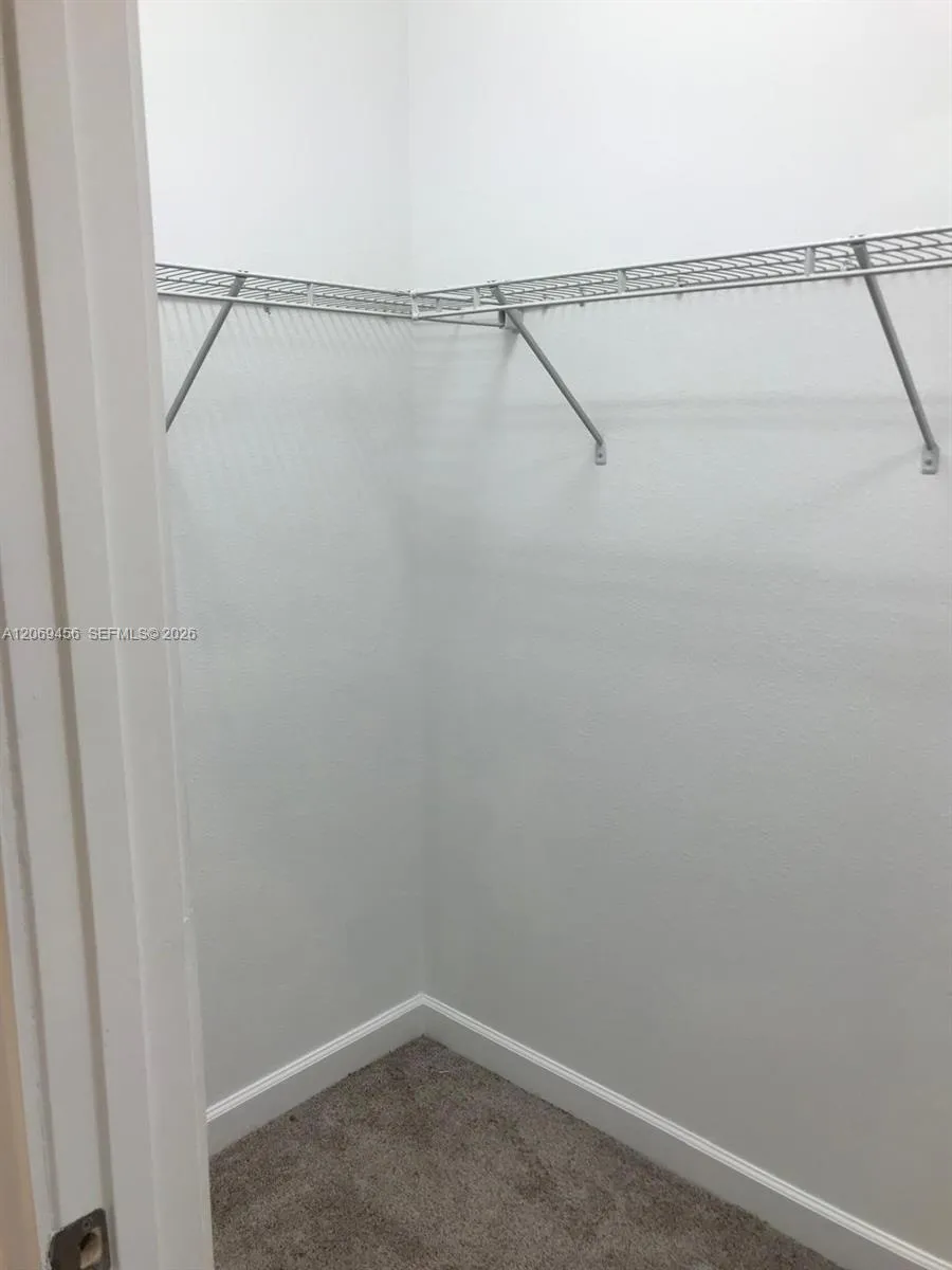 3348 RODRICK CIR #. Orlando, FL 32824