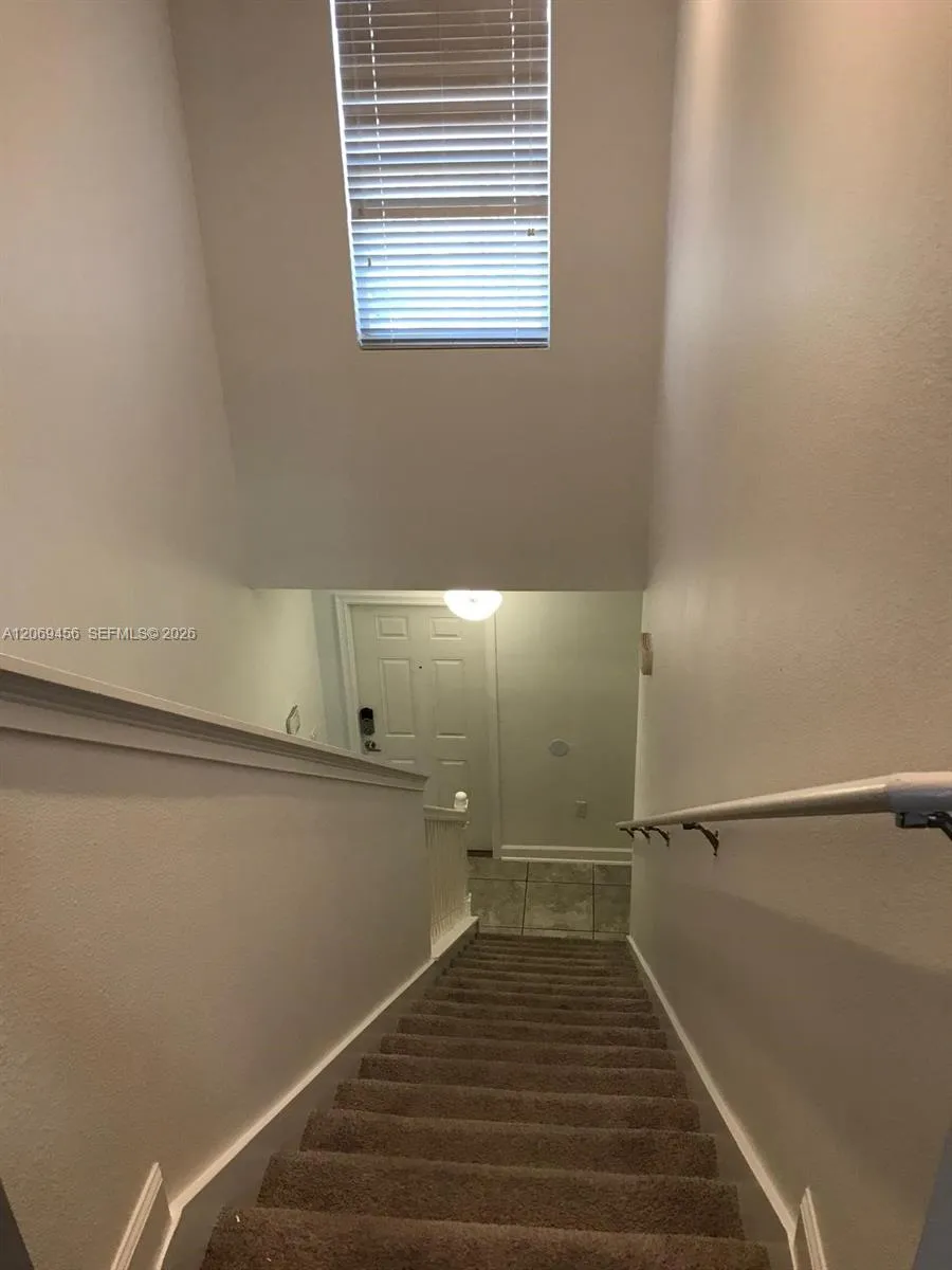 3348 RODRICK CIR #. Orlando, FL 32824