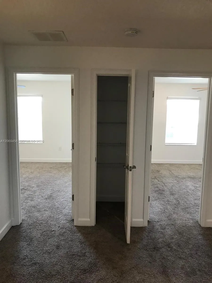 3348 RODRICK CIR #. Orlando, FL 32824