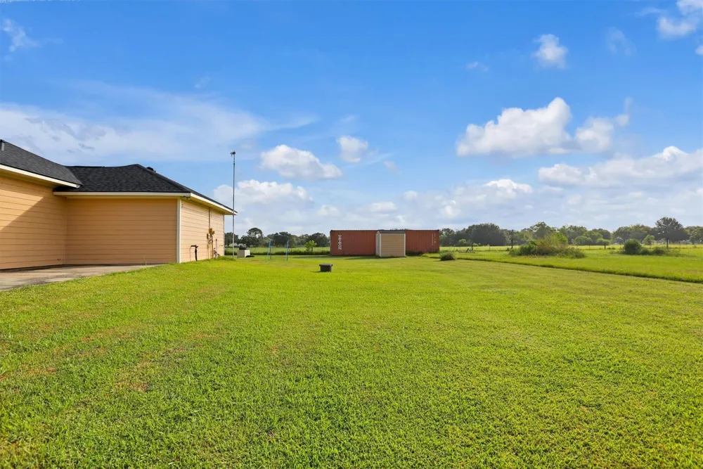 8131 Brinkmeyer Road Needville, TX 77461