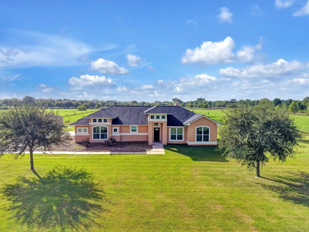 8131 Brinkmeyer Road Needville, TX 77461