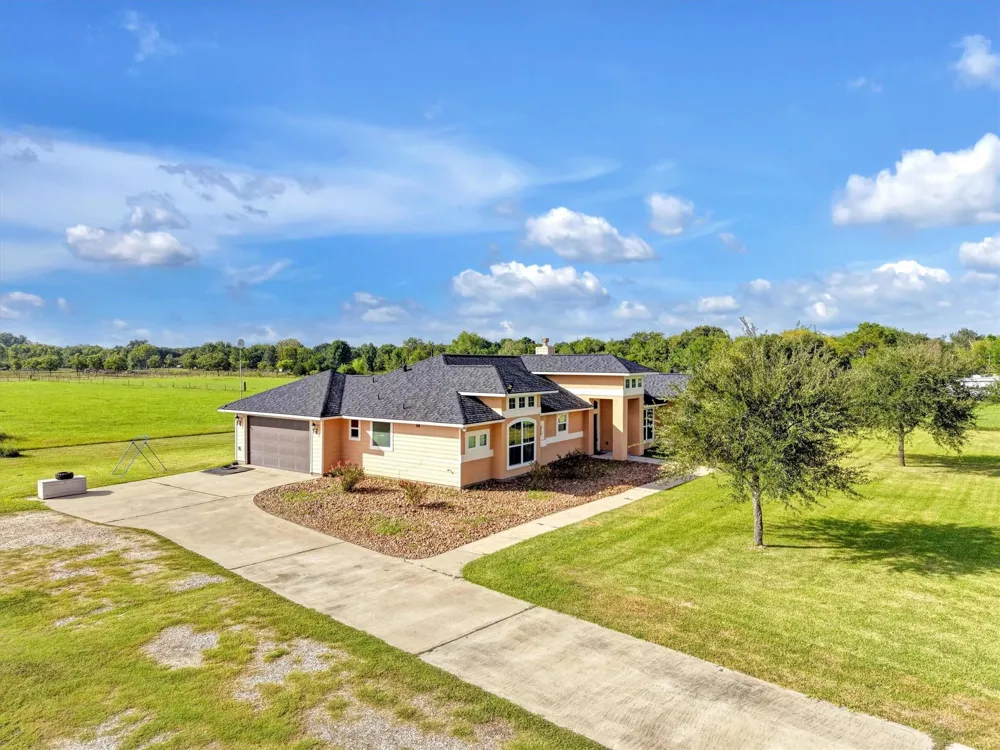 8131 Brinkmeyer Road Needville, TX 77461