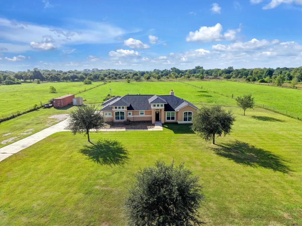 8131 Brinkmeyer Road Needville, TX 77461