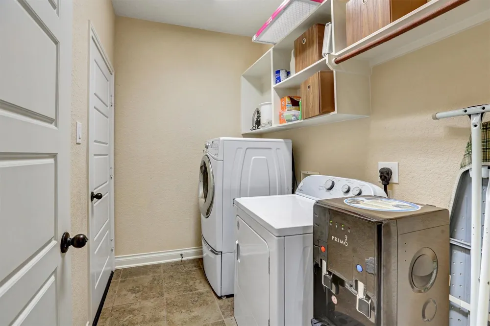 8131 Brinkmeyer Road Needville, TX 77461