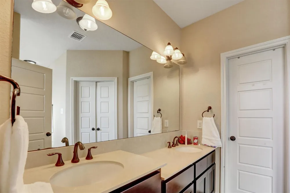 8131 Brinkmeyer Road Needville, TX 77461
