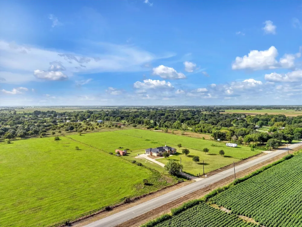 8131 Brinkmeyer Road Needville, TX 77461