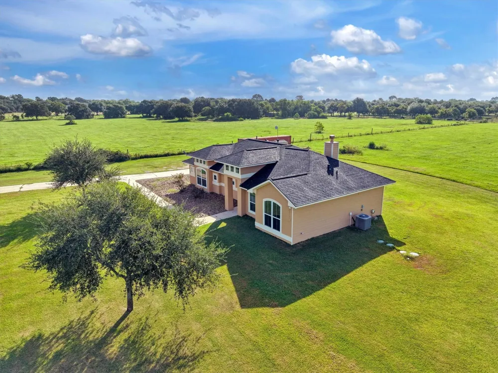 8131 Brinkmeyer Road Needville, TX 77461