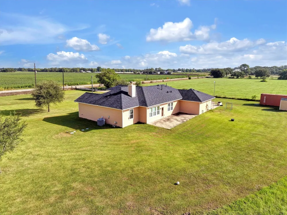8131 Brinkmeyer Road Needville, TX 77461
