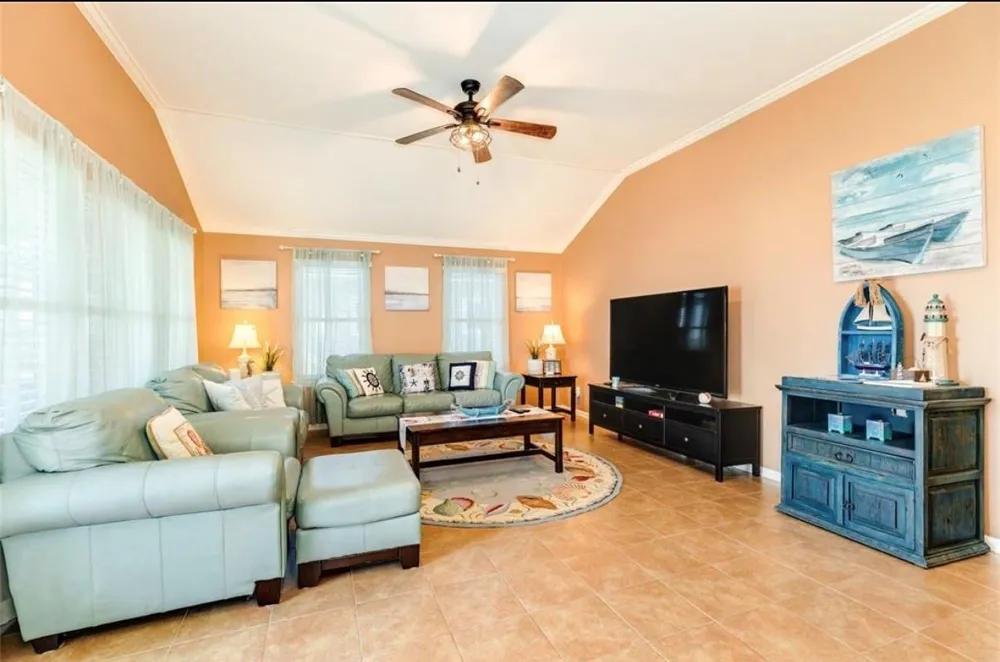 23171 Fresca Street Galveston, TX 77554
