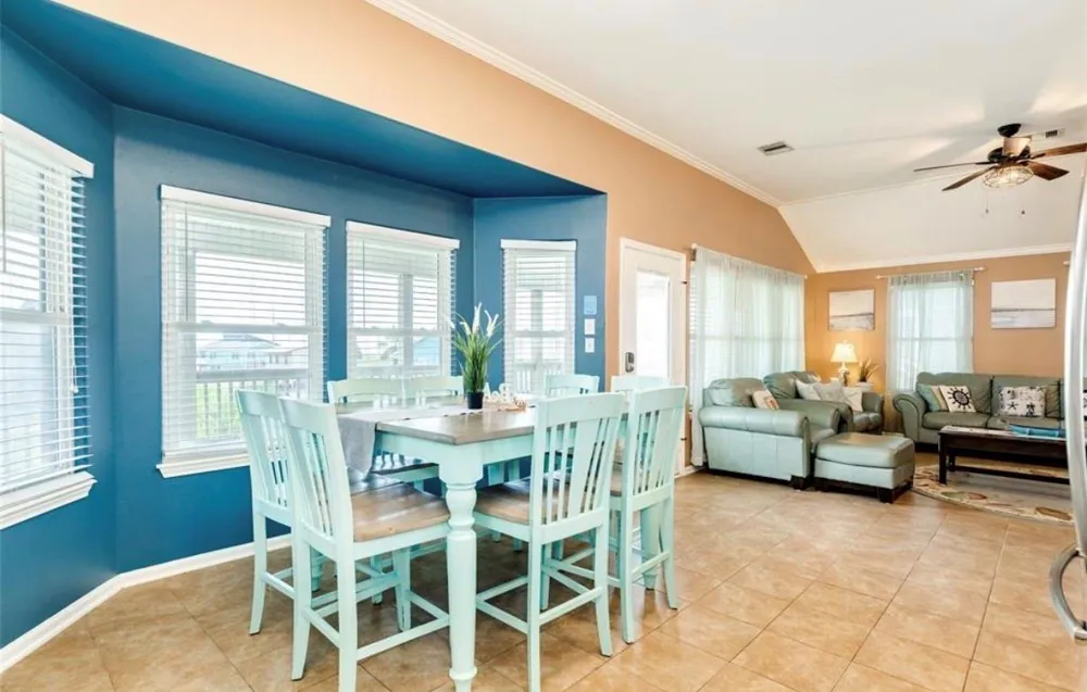 23171 Fresca Street Galveston, TX 77554