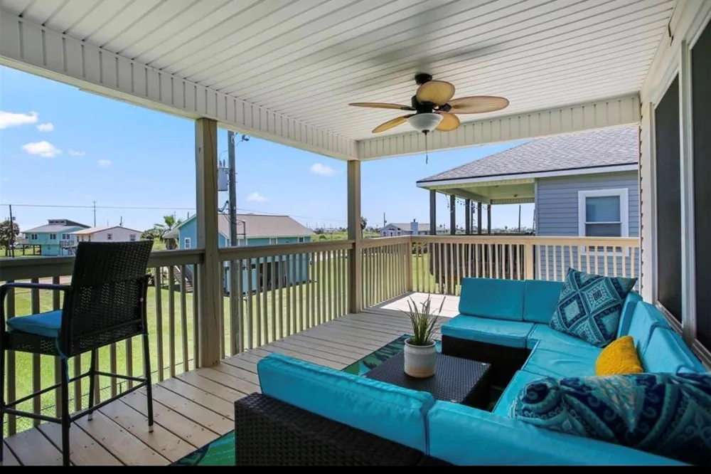 23171 Fresca Street Galveston, TX 77554