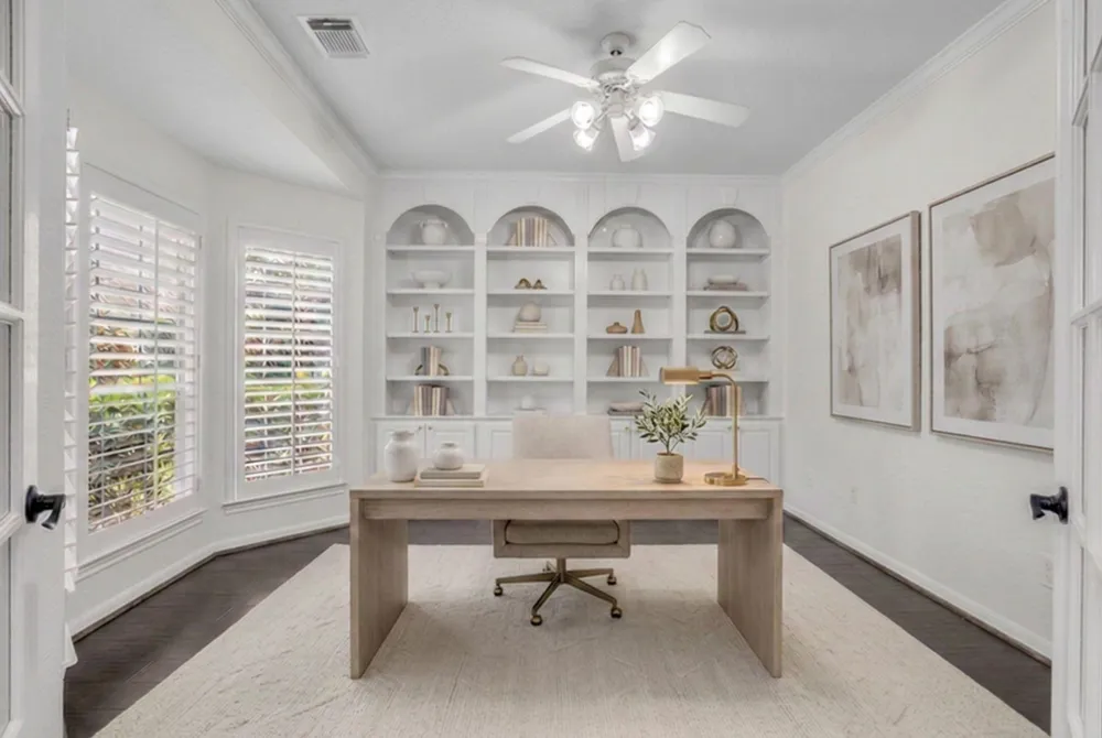 79 W Shale Creek Circle The Woodlands, TX 77382