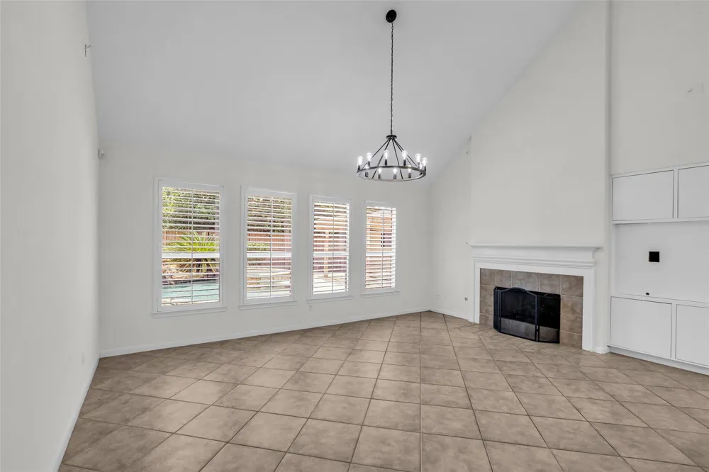 79 W Shale Creek Circle The Woodlands, TX 77382