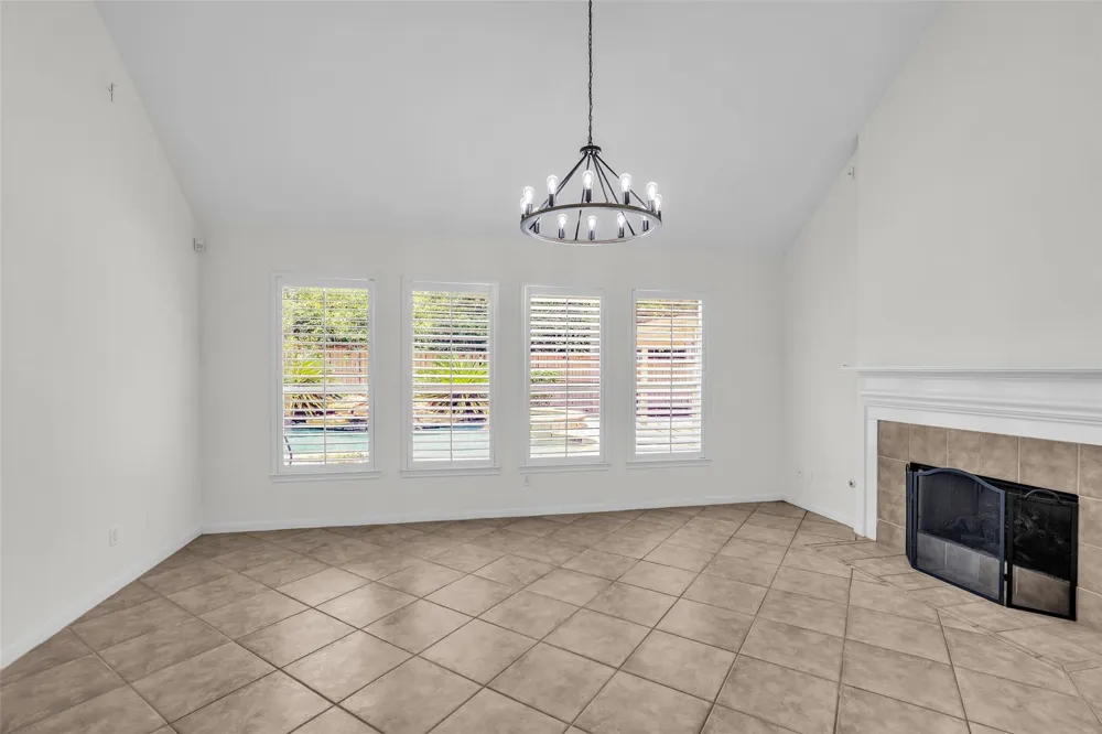 79 W Shale Creek Circle The Woodlands, TX 77382