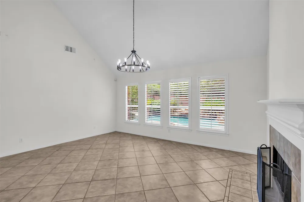 79 W Shale Creek Circle The Woodlands, TX 77382