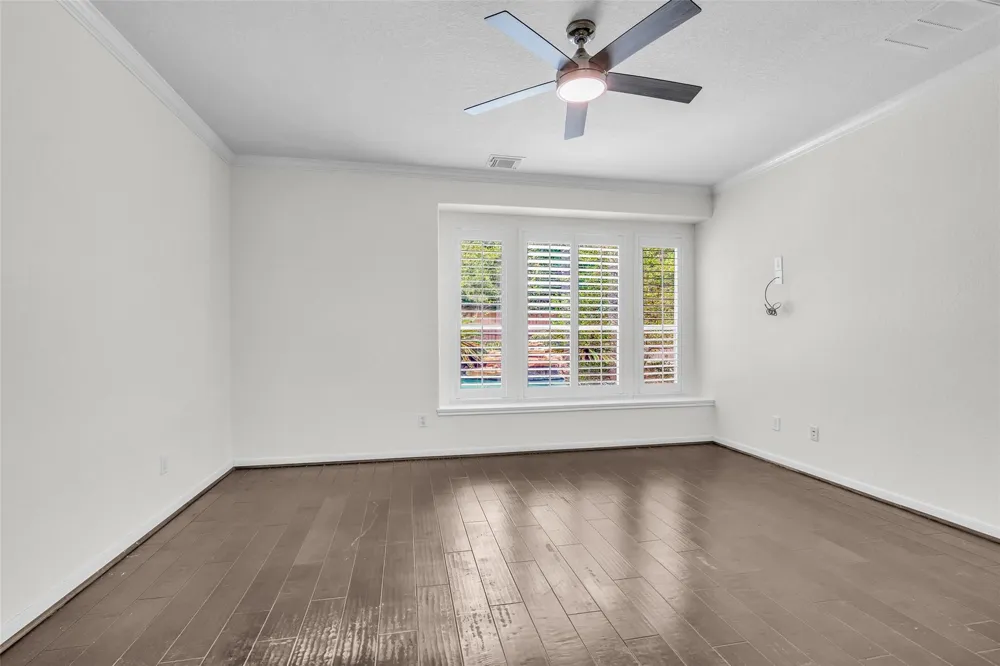 79 W Shale Creek Circle The Woodlands, TX 77382