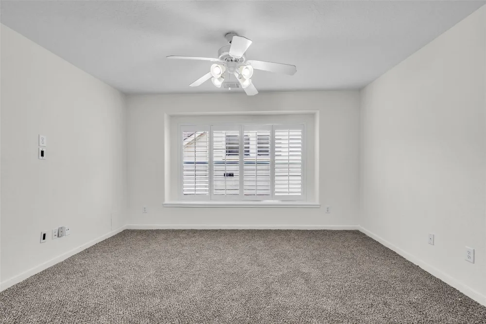 79 W Shale Creek Circle The Woodlands, TX 77382