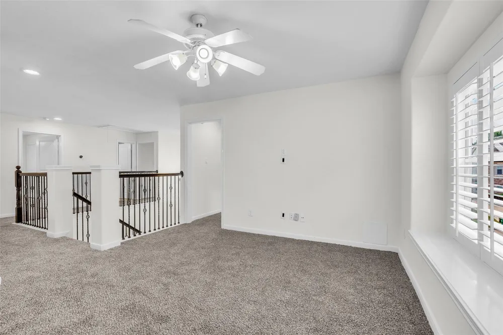 79 W Shale Creek Circle The Woodlands, TX 77382