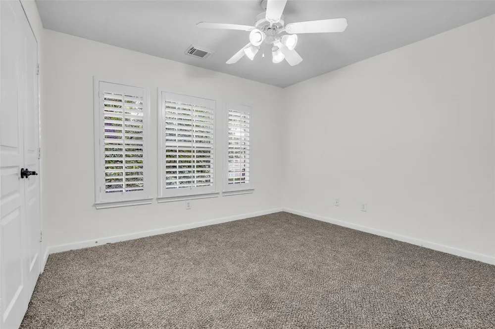 79 W Shale Creek Circle The Woodlands, TX 77382