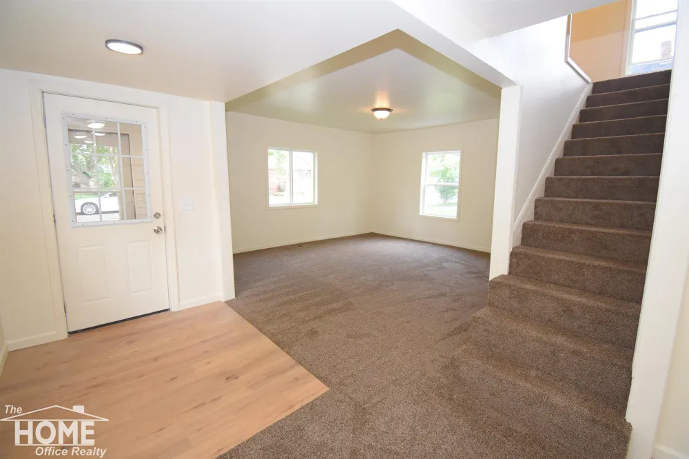 614 Alger Avenue Owosso City, MI 48867