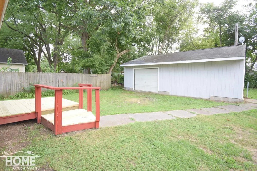614 Alger Avenue Owosso City, MI 48867