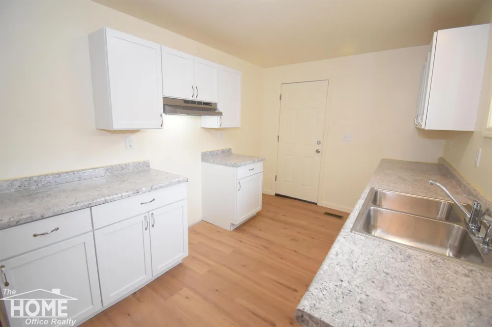614 Alger Avenue Owosso City, MI 48867