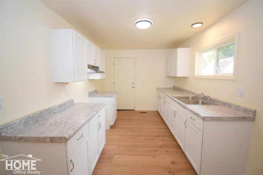 614 Alger Avenue Owosso City, MI 48867