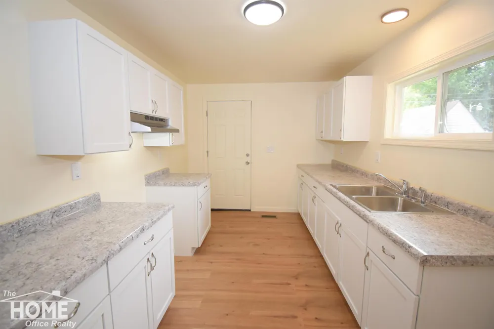 614 Alger Avenue Owosso City, MI 48867