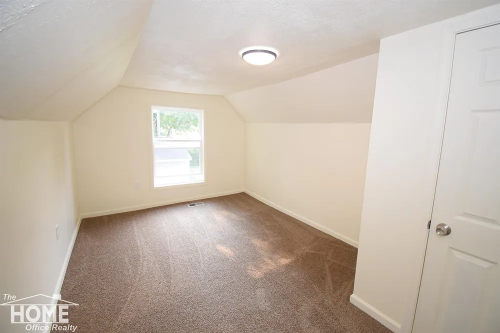 614 Alger Avenue Owosso City, MI 48867