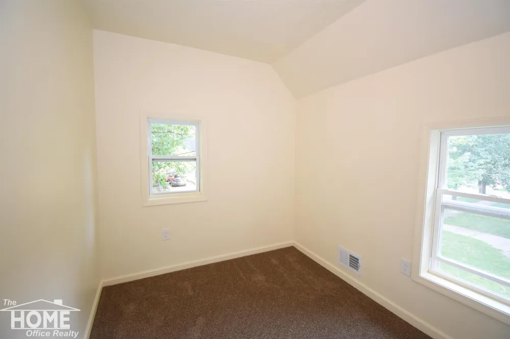 614 Alger Avenue Owosso City, MI 48867