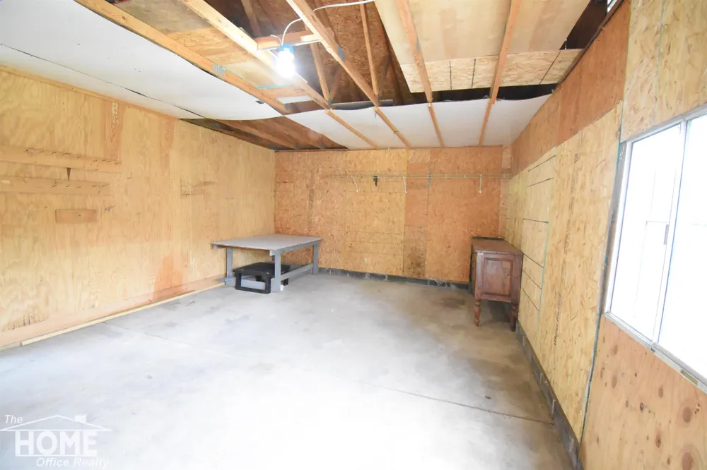 614 Alger Avenue Owosso City, MI 48867