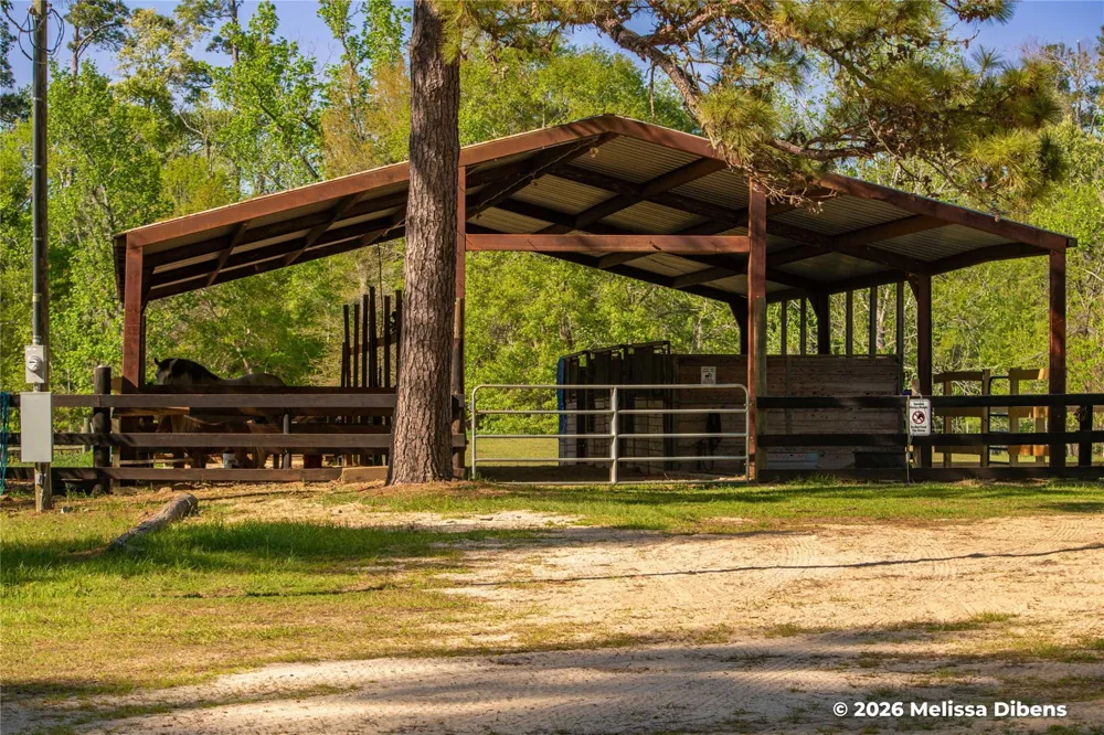 28 Rail Spur Cleveland, TX 77327