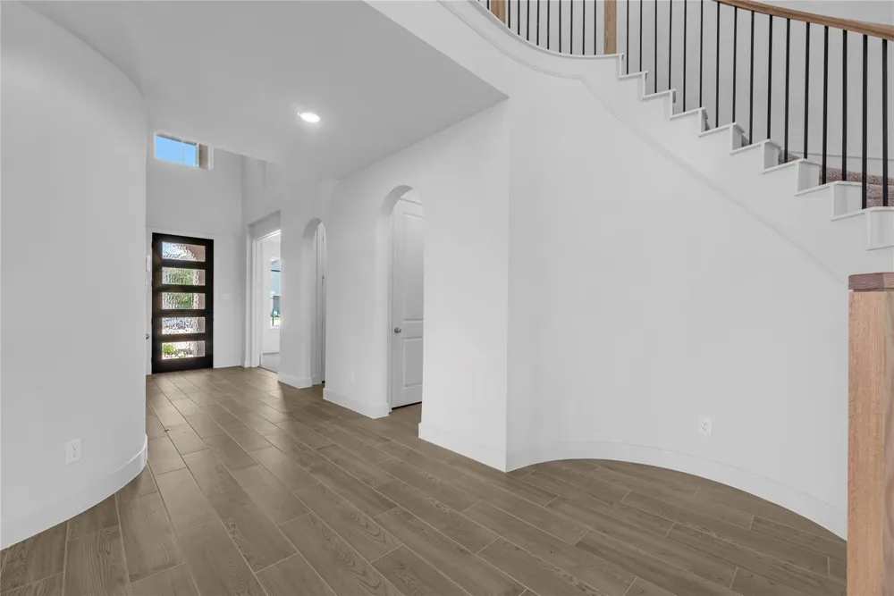 210 Madrone Trail New Caney, TX 77357