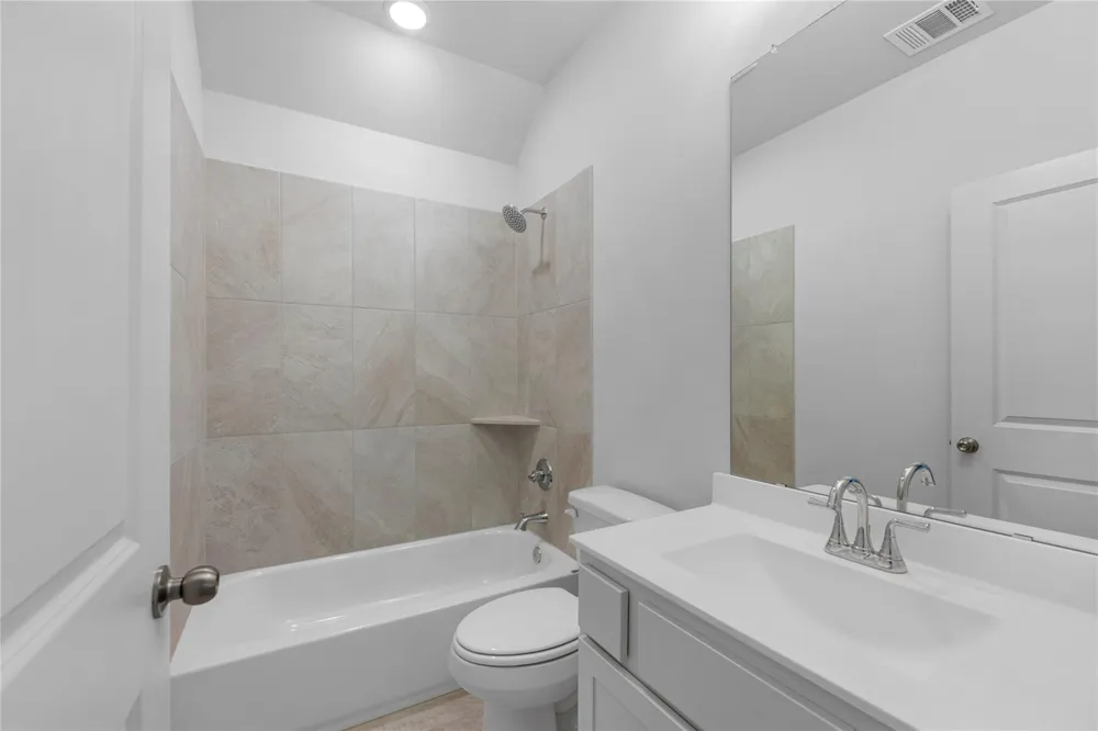 210 Madrone Trail New Caney, TX 77357