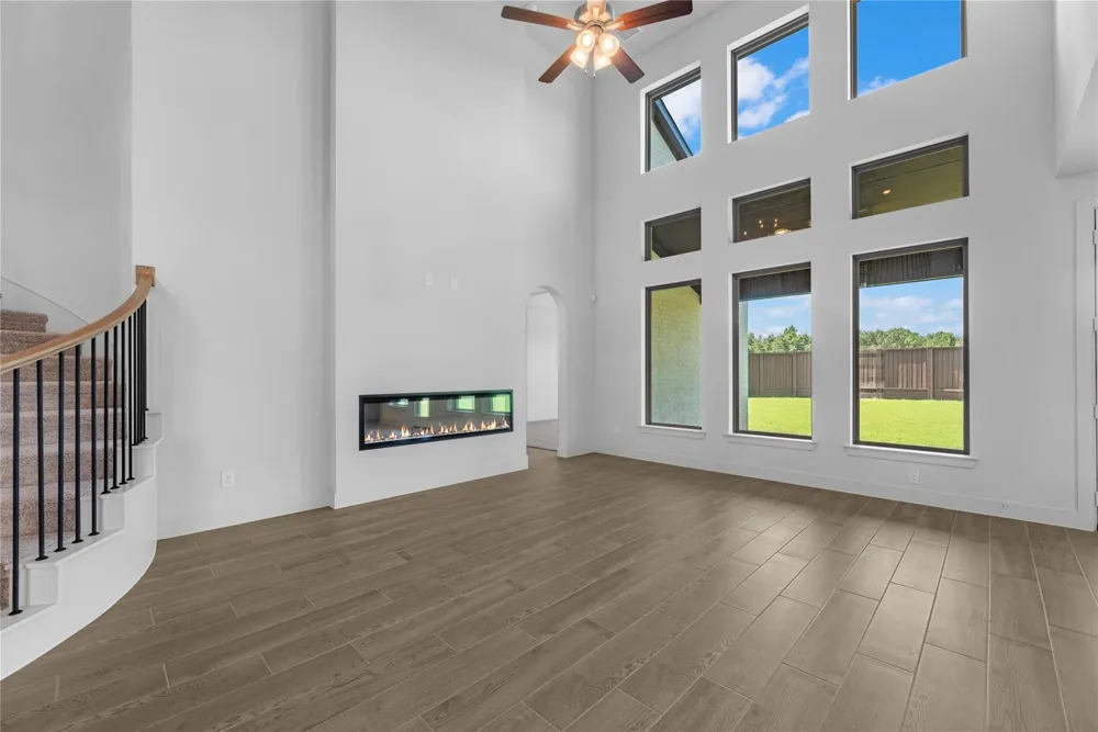 210 Madrone Trail New Caney, TX 77357