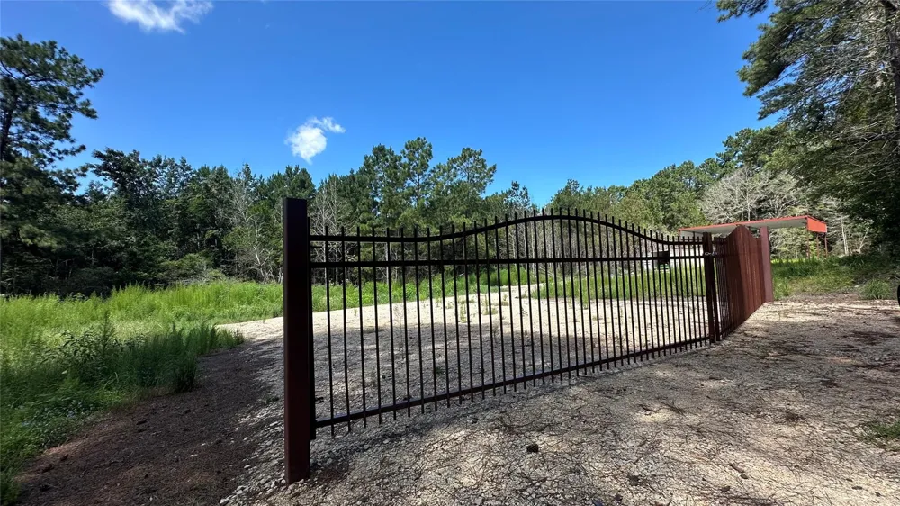 150 Mcbride Trail Coldspring, TX 77331