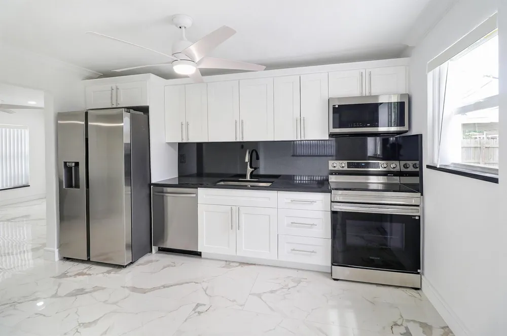 5209 ANDREWS AVENUE Oakland Park, FL 33309