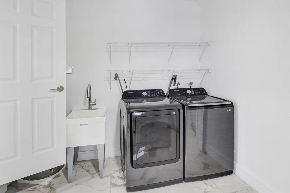 5209 ANDREWS AVENUE Oakland Park, FL 33309
