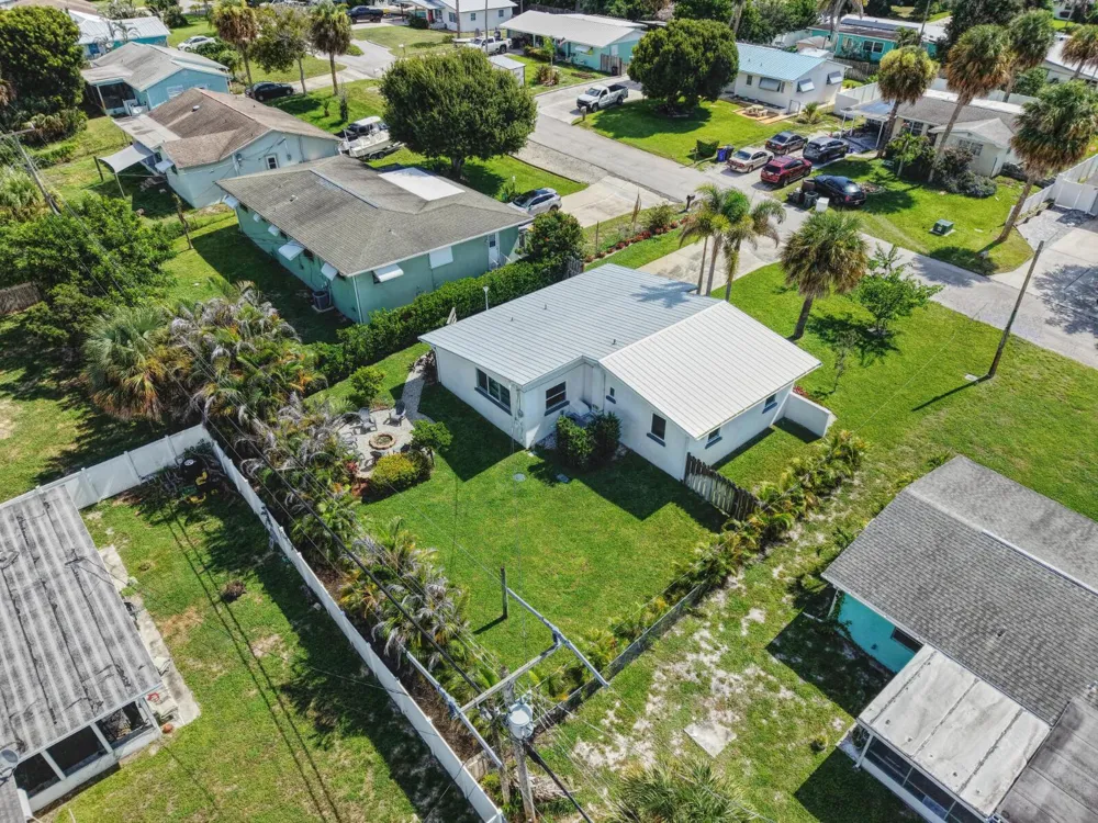 3444 NE SANDRA DRIVE Jensen Beach, FL 34957