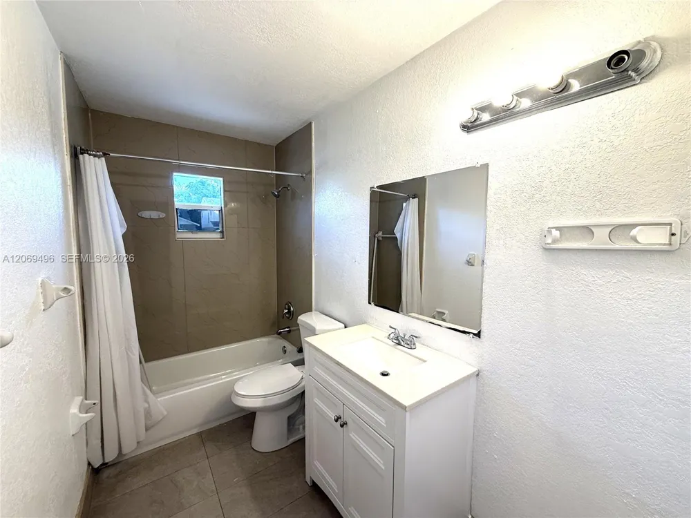 5321 NW 23rd St #181 Lauderhill, FL 33313