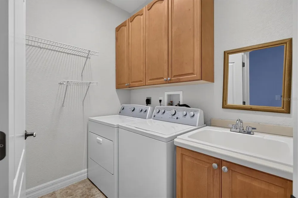 1652 CITRINE TRAIL Tarpon Springs, FL 34689