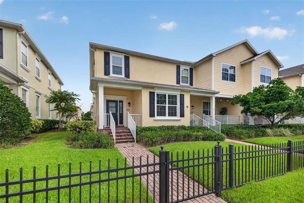217 49TH AVENUE St Petersburg, FL 33703