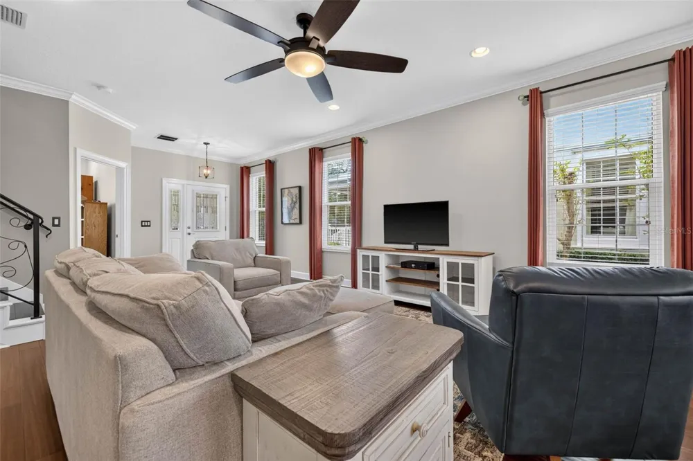 217 49TH AVENUE St Petersburg, FL 33703