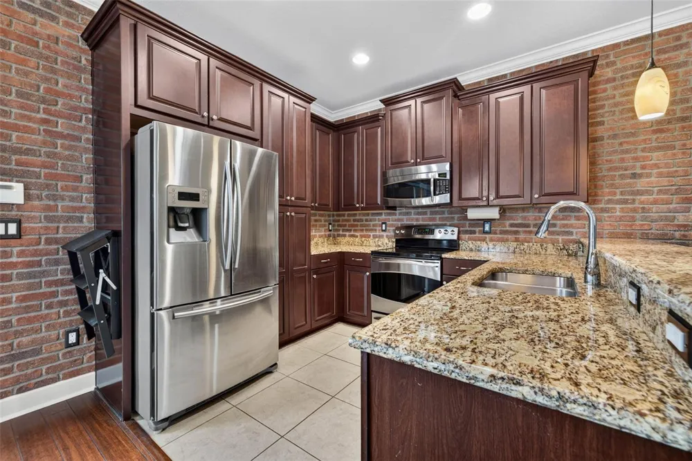 217 49TH AVENUE St Petersburg, FL 33703